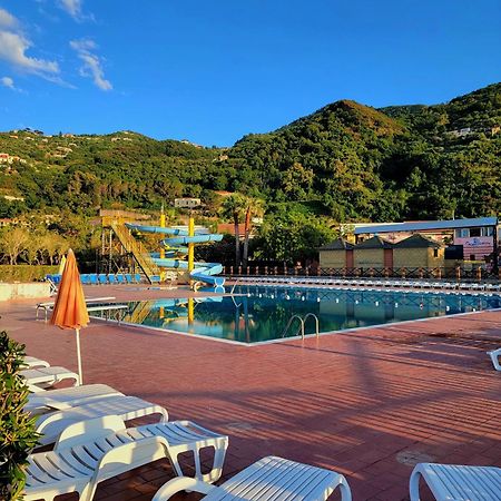 Villaggio Hotel Club Calanovellamare ปิไรโน ภายนอก รูปภาพ