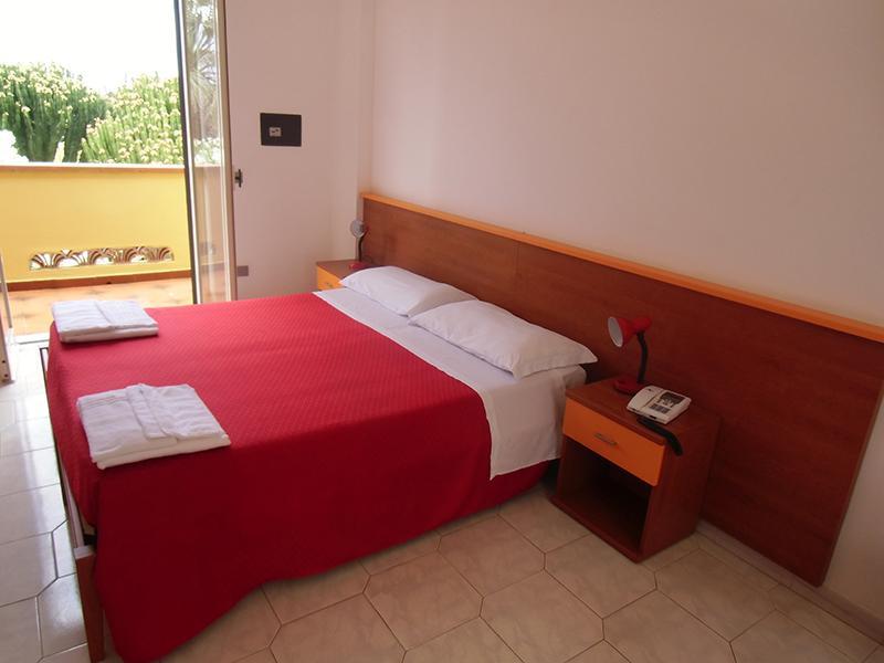 Villaggio Hotel Club Calanovellamare ปิไรโน ห้อง รูปภาพ