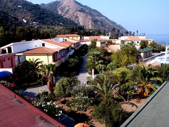 Villaggio Hotel Club Calanovellamare ปิไรโน ภายนอก รูปภาพ
