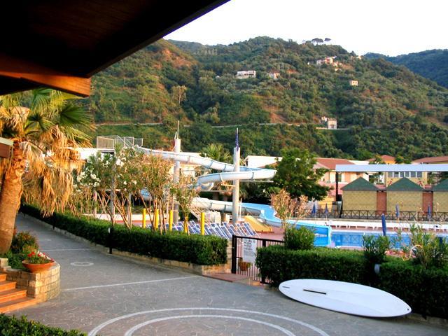 Villaggio Hotel Club Calanovellamare ปิไรโน ภายนอก รูปภาพ