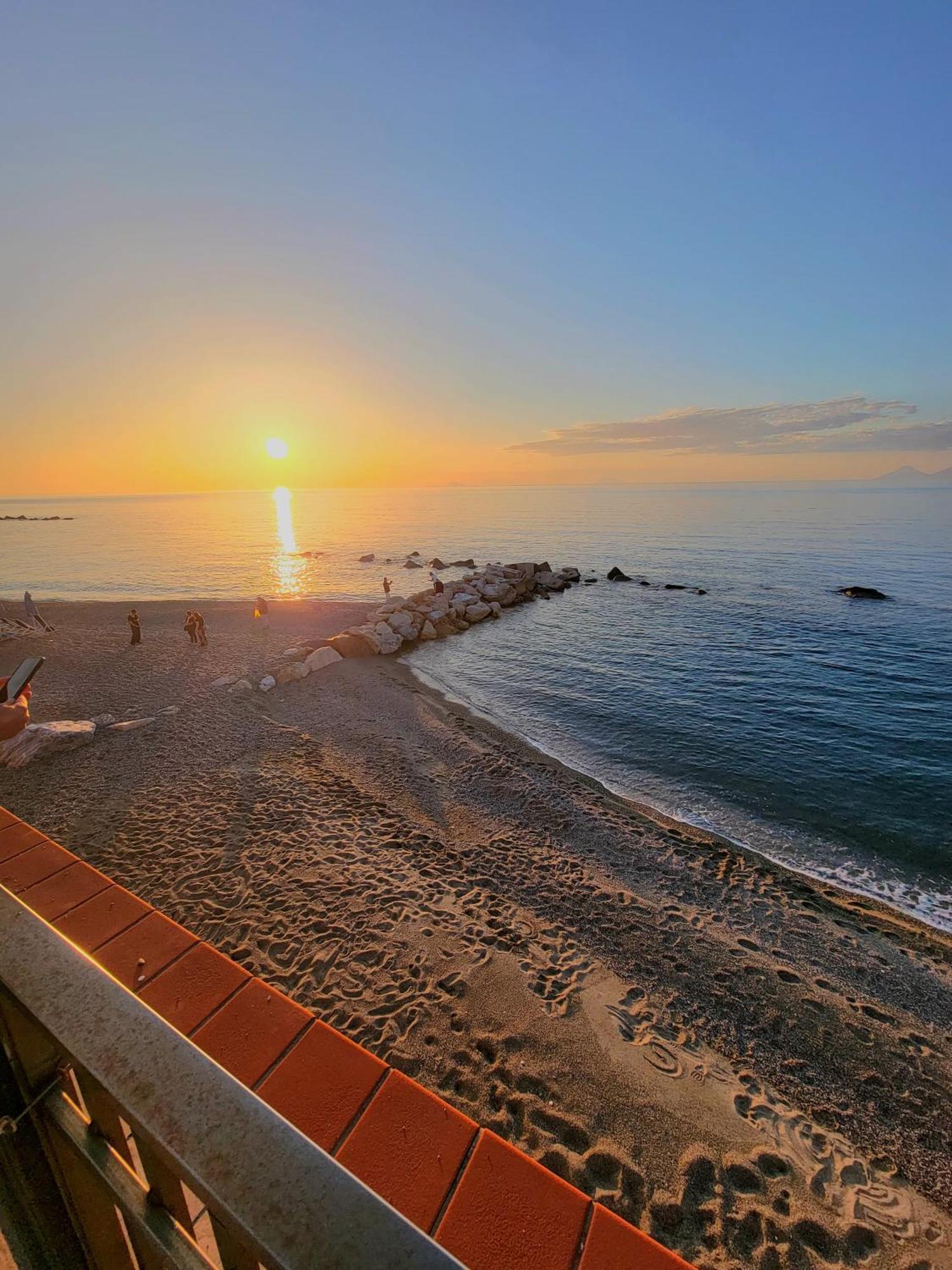 Villaggio Hotel Club Calanovellamare ปิไรโน ภายนอก รูปภาพ